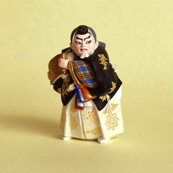博多人形　歌舞伎のデフォルメ